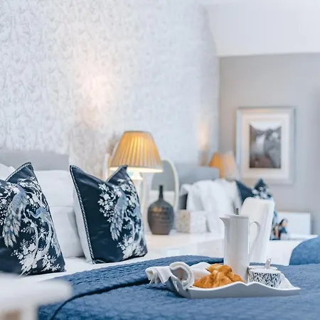 Ironbridge View Townhouse -Winner 2025 Uk 'Most Picturesque Self-Catering Holiday Home' & Winner 2025 'Self-Catering Accommodation Of The Year Exterior photo