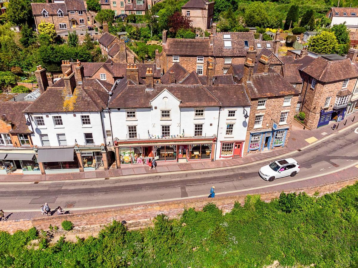 Ironbridge View Townhouse -Winner 2025 Uk 'Most Picturesque Self-Catering Holiday Home' & Winner 2025 'Self-Catering Accommodation Of The Year Дом отдыха Айронбридж