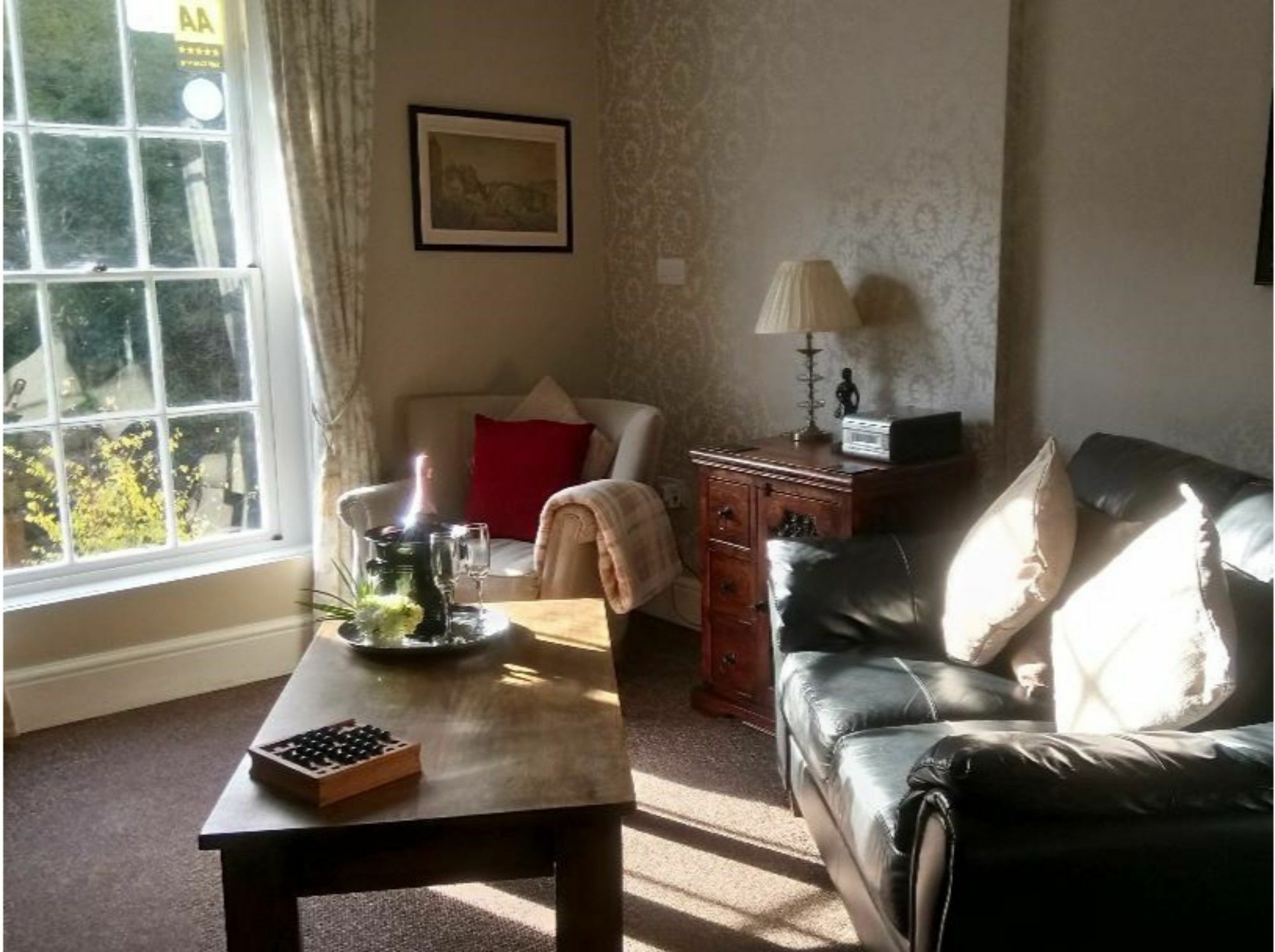 Ironbridge View Townhouse -Winner 2025 Uk 'Most Picturesque Self-Catering Holiday Home' & Winner 2025 'Self-Catering Accommodation Of The Year * Айронбридж